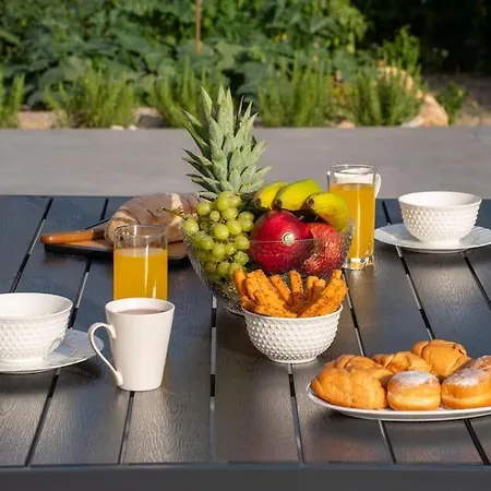 וילה Garden טרפזאקי