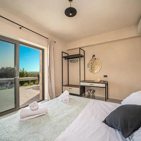 Garden Willa Trapezaki (Kefalonia)